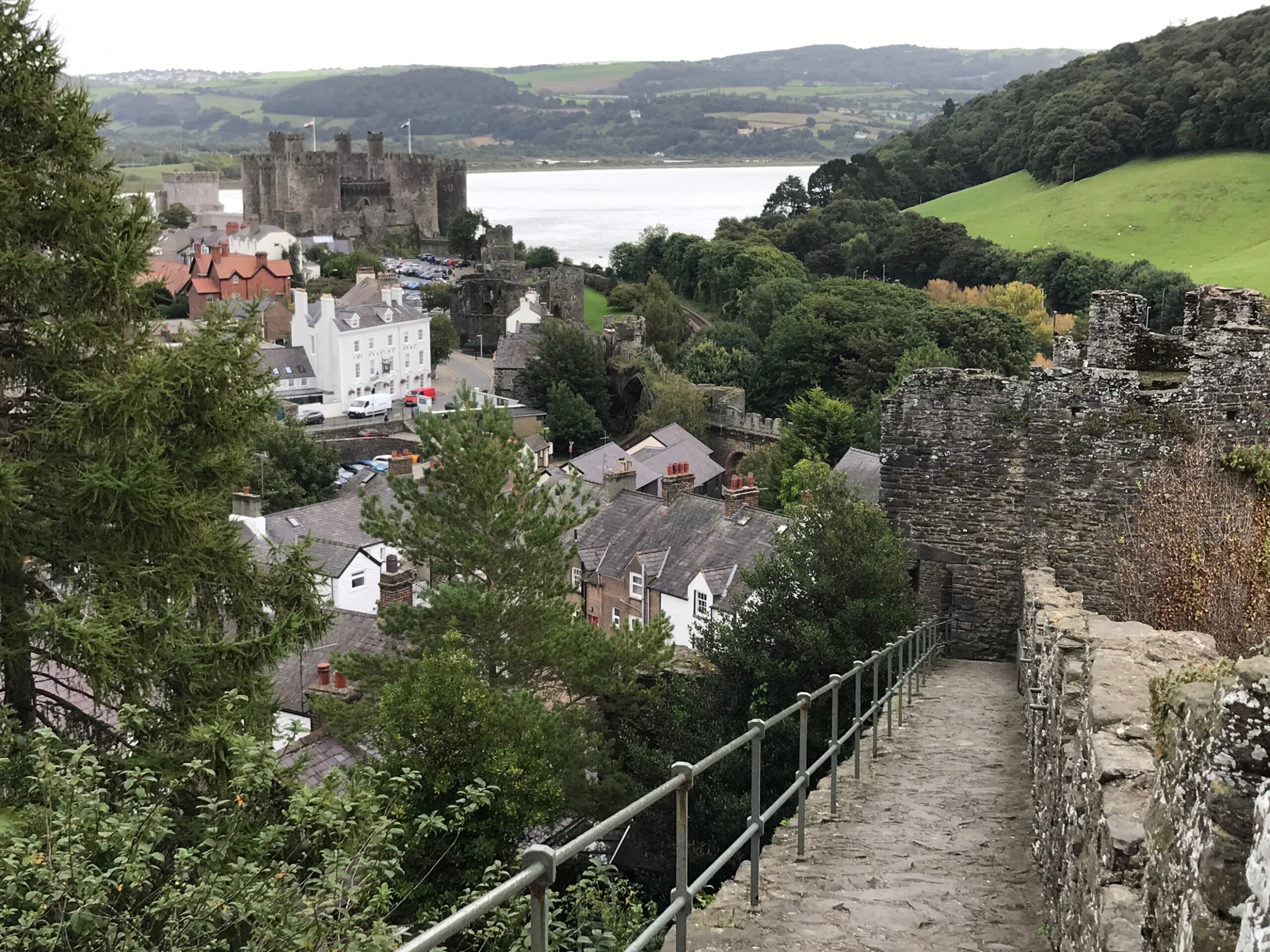 Conwy Castle och en pub-kväll