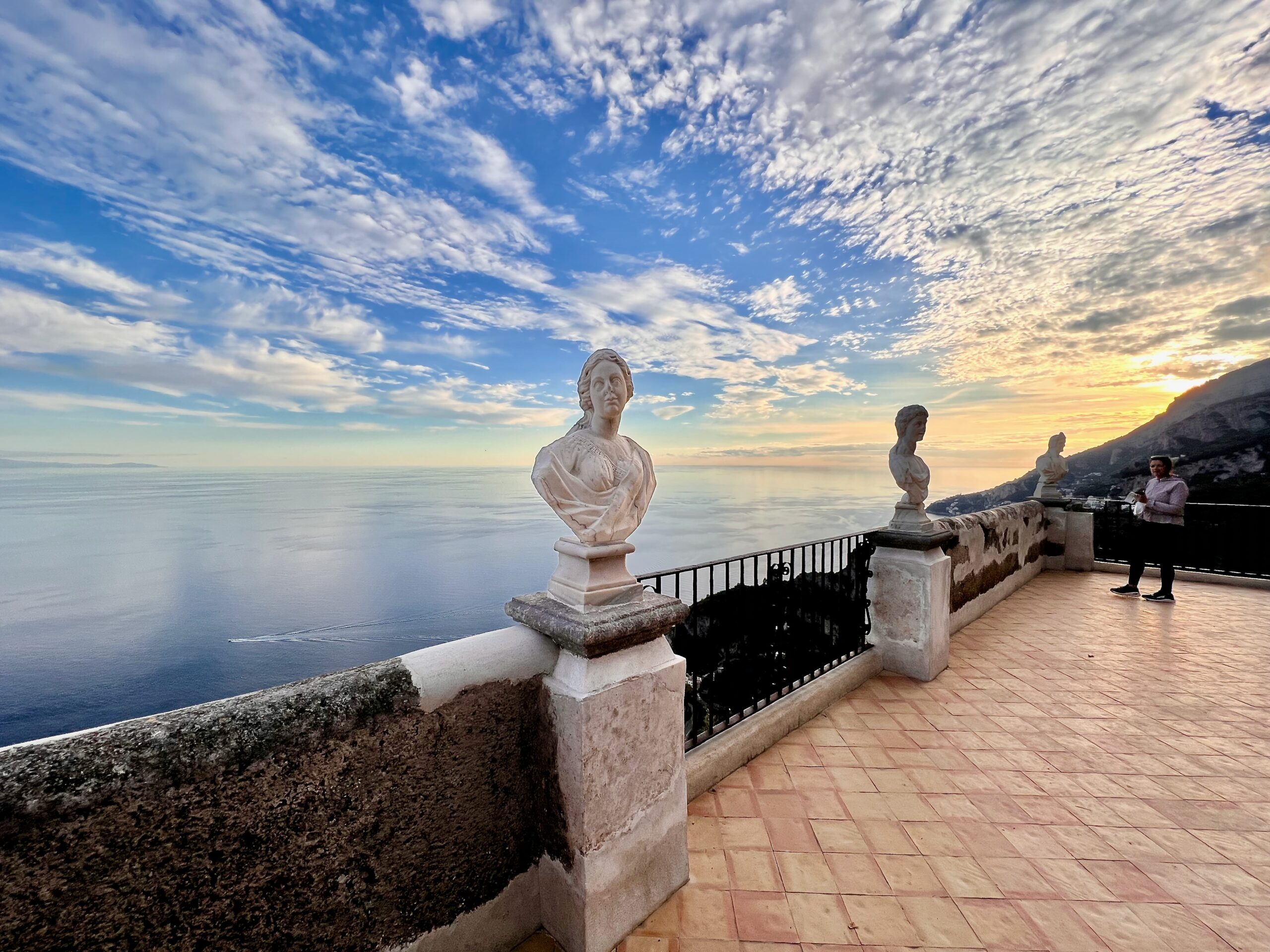Villa Cimbrone & Terrazza dell'Infinito: Där himmel möter historia på Amalfikusten
